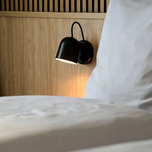 Standard Plus View Sengelampe Og Sengetøj