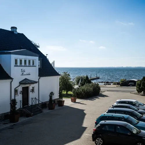 Horseløkke Med Udsigt