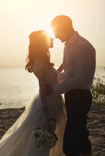 Bryllupspar Ved Stranden